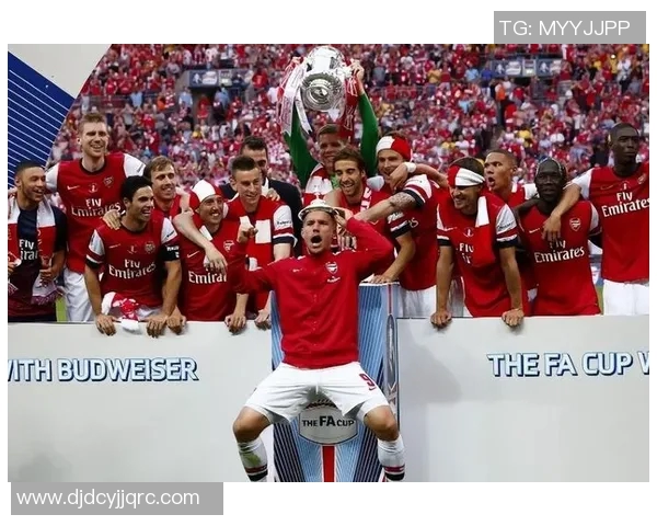 拜仁慕尼黑元老队与曼联元老队的经典对决重燃足球激情